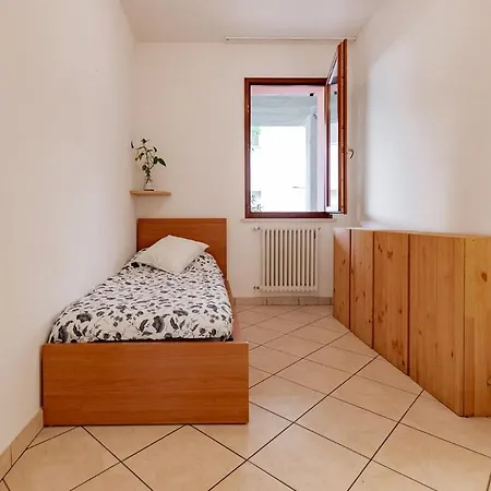 Cv012 - Cervia, Accogliente Trilocale Con Giardino * 체르비아