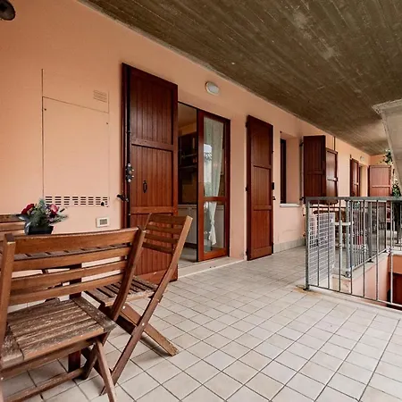 Cv012 - Cervia, Accogliente Trilocale Con Giardino